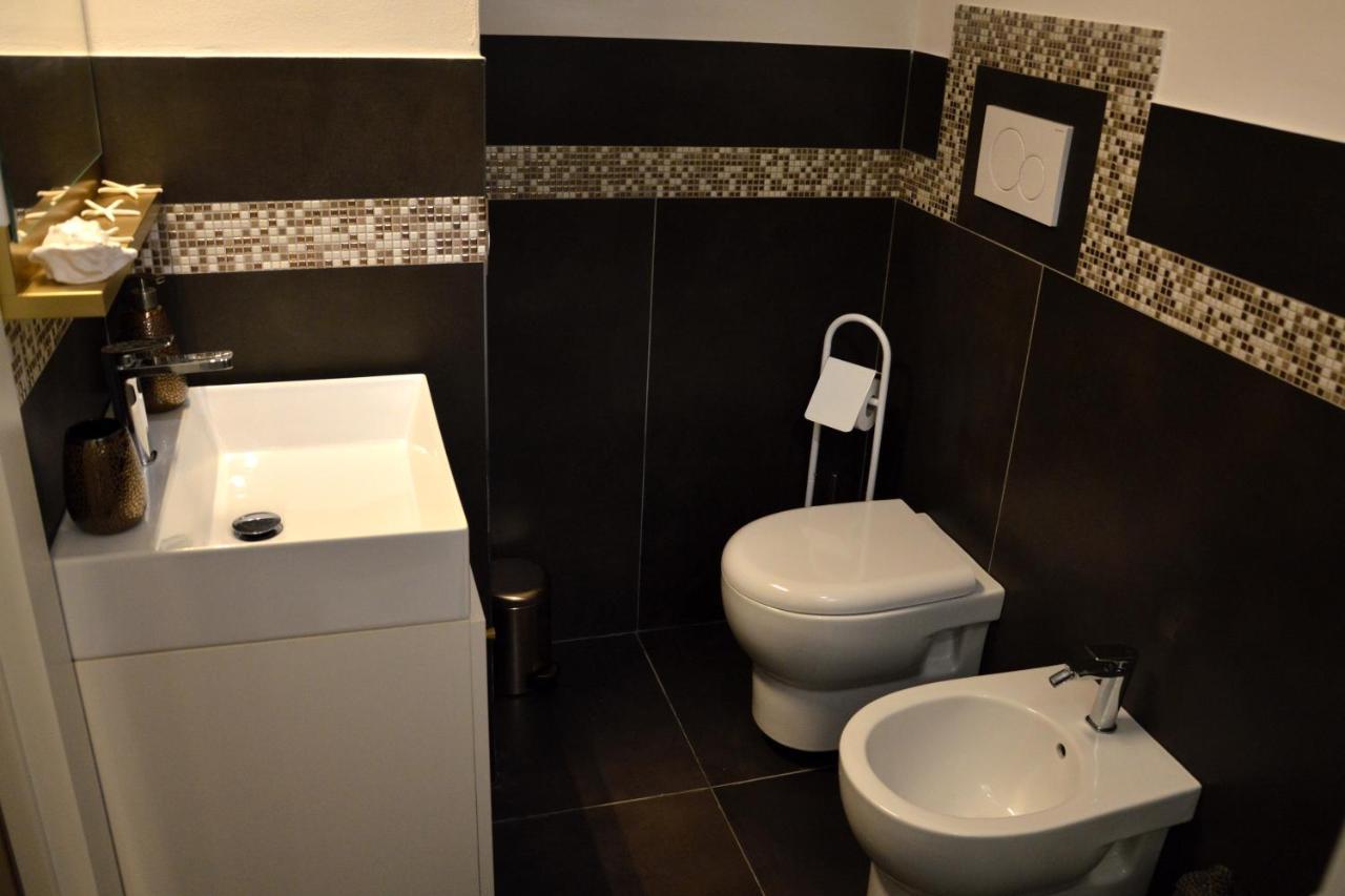 Gold White Exclusive House Hotel Polignano a Mare Eksteriør billede